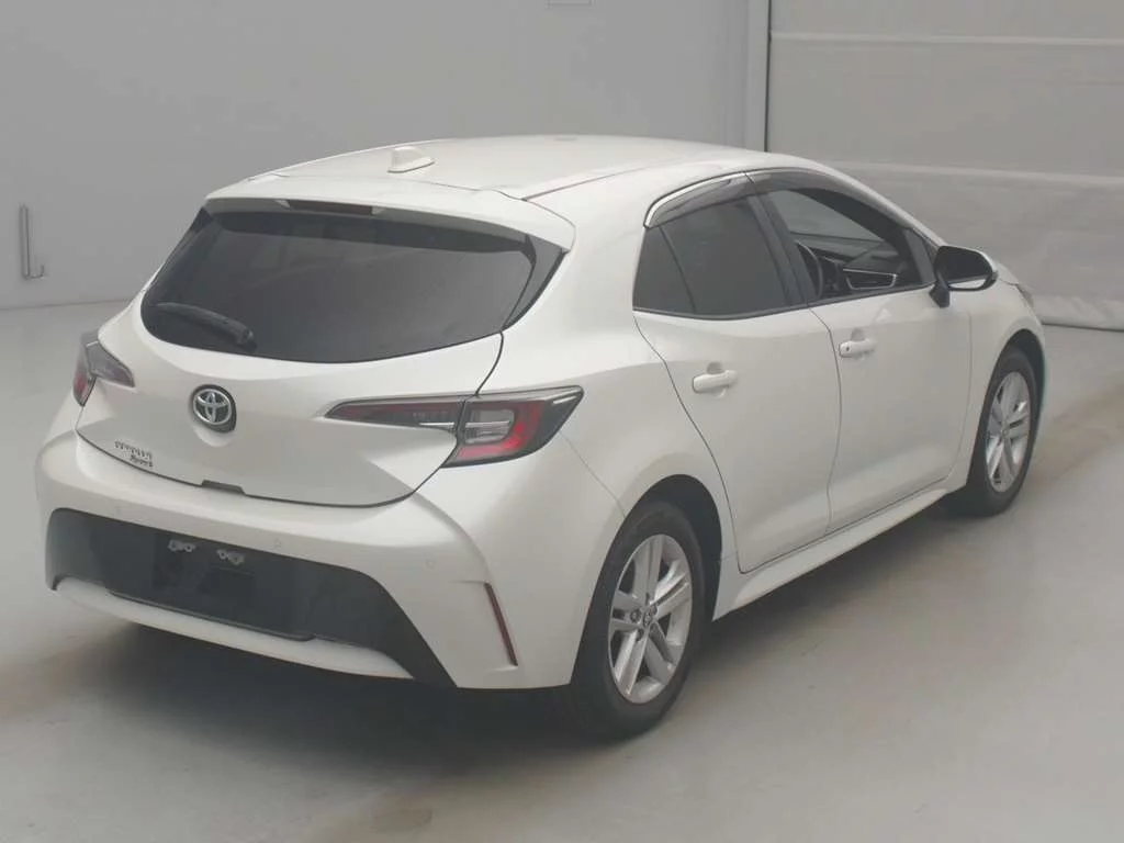 Toyota Corolla Hatchback NRE210H 2021